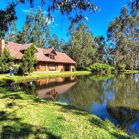 Palumbo Glamping & Villas كايامبيه المظهر الخارجي الصورة