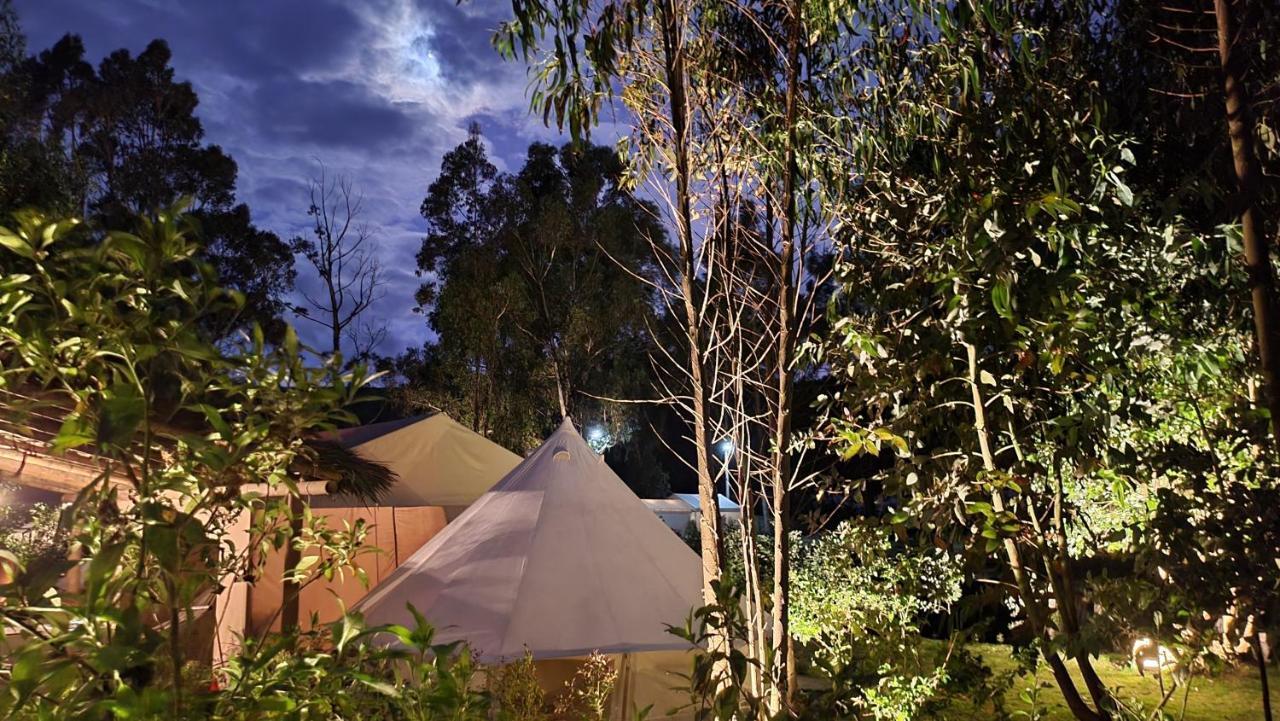 Palumbo Glamping & Villas كايامبيه المظهر الخارجي الصورة